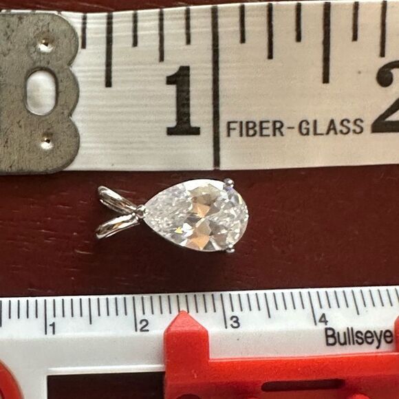 💕JUST IN💕White Teardrop White Sapphire Solitaire Necklace Zircon Fashion Jewel - Picture 4 of 5